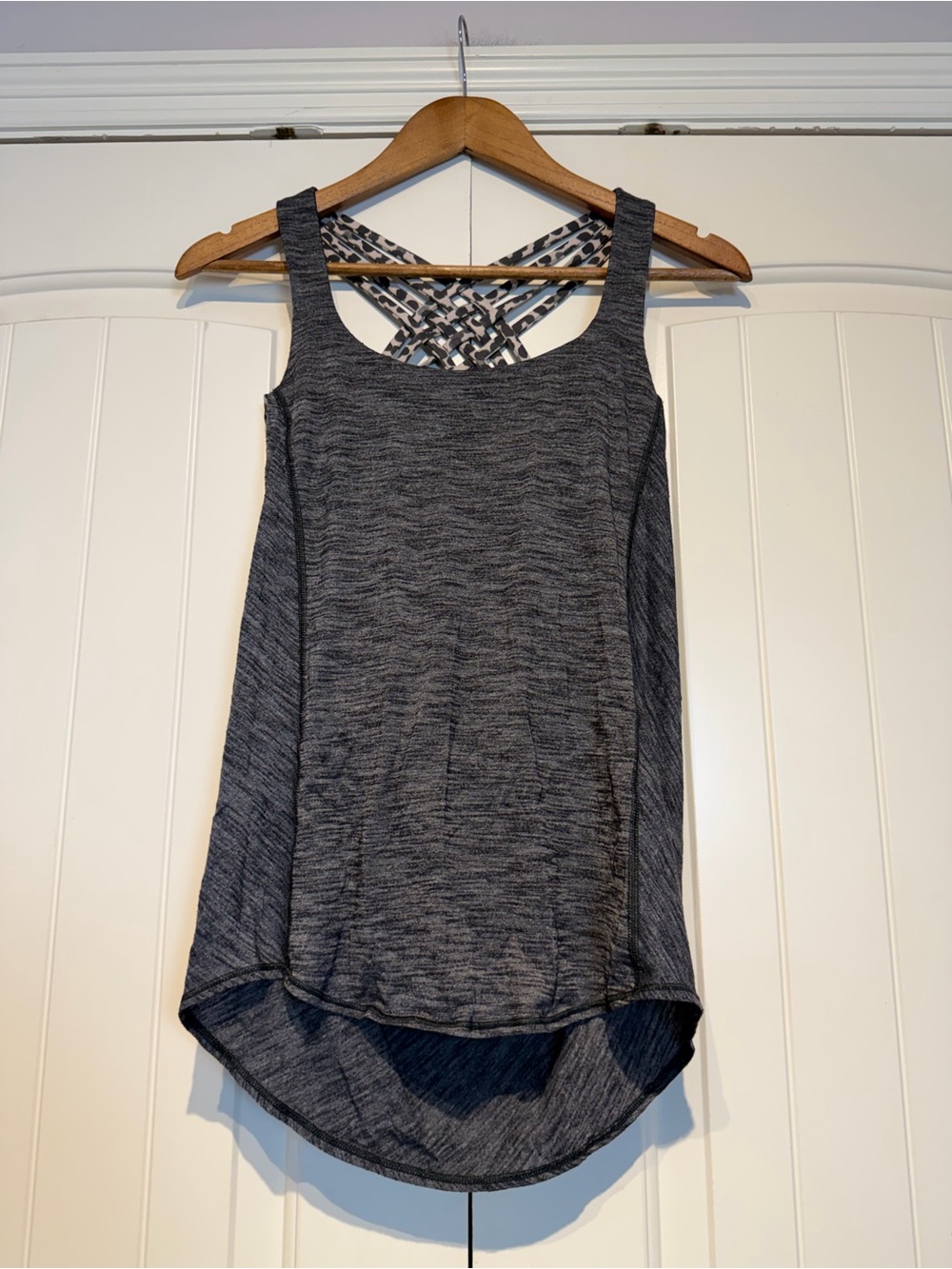 lululemon athletica Heathered Dark Gray Crisscross Tank Top Size 4